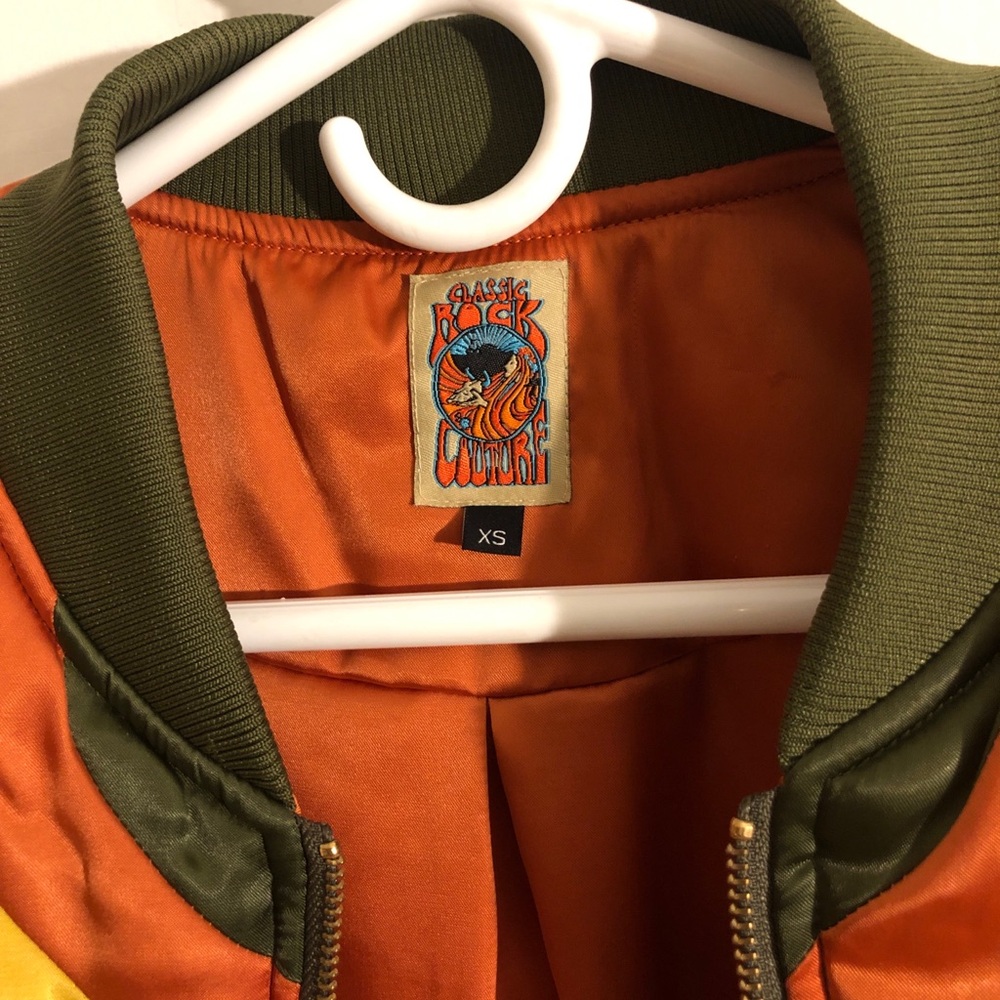 Classic Rock Couture Olive Green Sunburst Silky Bomber - Picture 3 of 4